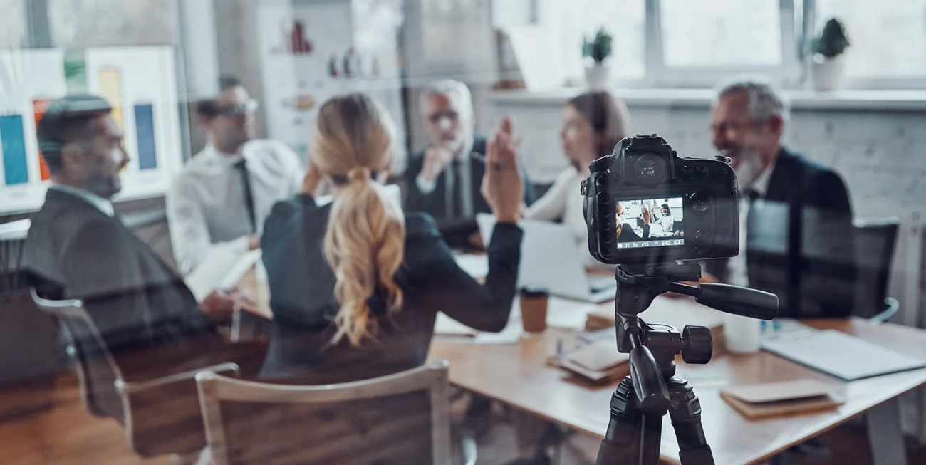 Storytelling Corporativo para la era Digital: Cómo conectar con audiencias internas y externas a través de narrativas visuales