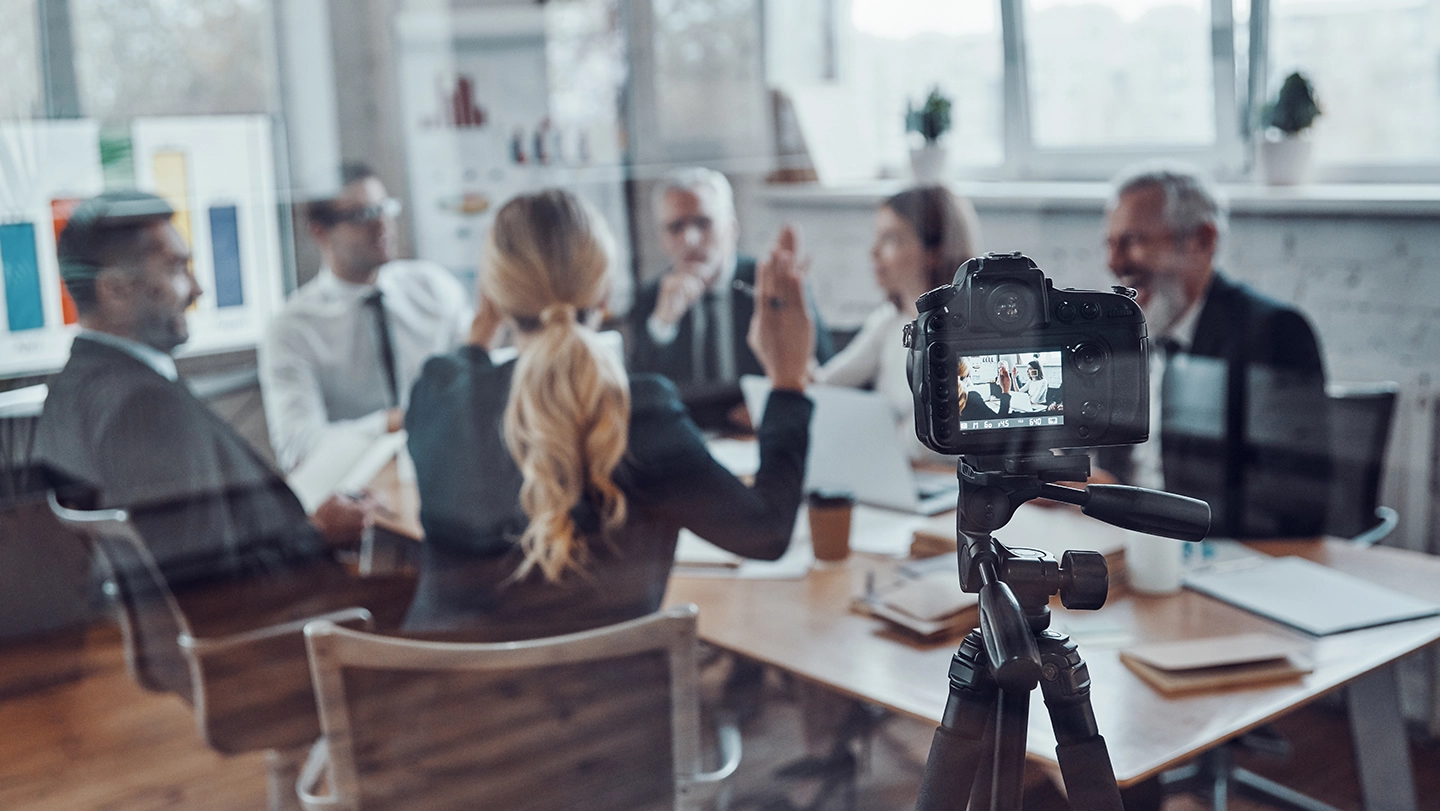 Storytelling Corporativo para la era Digital: Cómo conectar con audiencias internas y externas a través de narrativas visuales